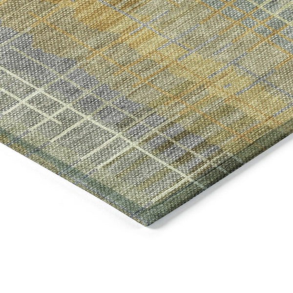 HomeRoots 5' Artichoke Green & Gold Striped Washable Area Rug - Versatile Indoor/Outdoor Style & Durability! 640871