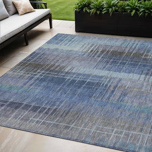 HomeRoots 5' Stylish Denim & Sky Blue Striped Washable Area Rug for Indoor/Outdoor Spaces - Durable & Easy Care! 640883