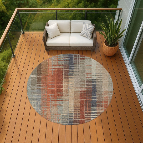 HomeRoots 8' Khaki and Rust Striped Round Area Rug - Durable, Washable Indoor/Outdoor Accent for Any Space! 640890