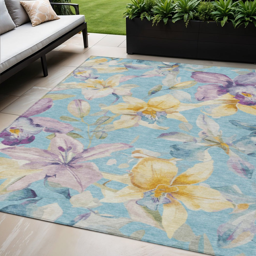 HomeRoots 5' Aqua Gold and Lavender Floral Washable Area Rug - Versatile Indoor Outdoor Decor for High-Traffic Spaces 640919
