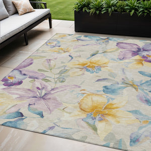 HomeRoots 5' Washable Beige Gold Lavender Floral Area Rug – Durable Indoor/Outdoor Accent for Any Space 640925