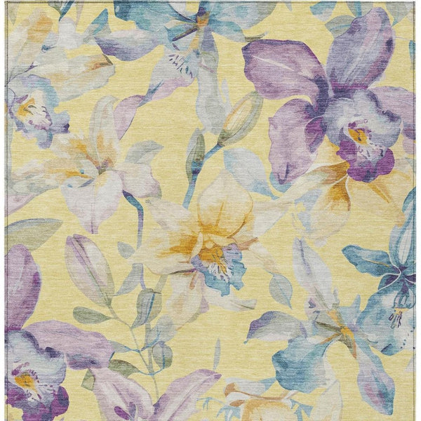 HomeRoots 5' Yellow Gold & Lavender Floral Washable Rug - Durable, Stylish for Indoor & Outdoor Spaces! 640961