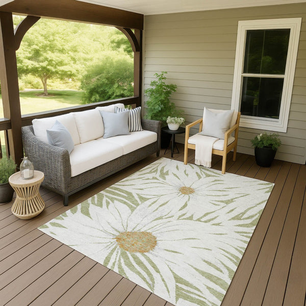 HomeRoots 5' X 8' Elegant Floral Artichoke Green Indoor Outdoor Rug – Machine Washable, Stain Resistant Design 641079