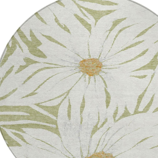 HomeRoots 8' Artichoke Green Floral Indoor Outdoor Round Rug - Washable, Durable, Stylish for High-Traffic Spaces 641080