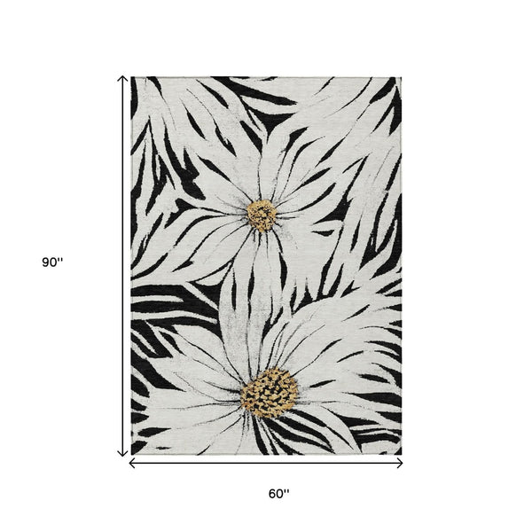 HomeRoots 5' Timeless Black Ivory and Gold Floral Washable Area Rug for Indoor/Outdoor Elegance & Durability 641091