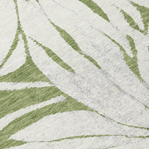 HomeRoots 8' Green Ivory and Gold Round Floral Rug – Durable, Washable Area Rug for Indoor & Outdoor Use! 641110