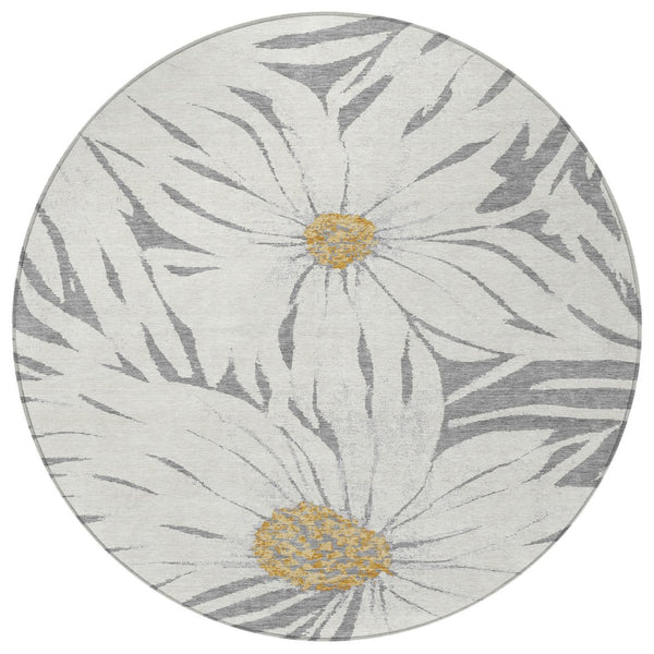 HomeRoots 8' Round Floral Area Rug in Gray, Ivory & Gold - Washable, Durable for Indoor & Outdoor Use 641122