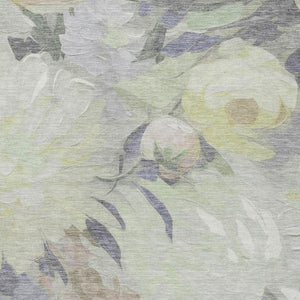 HomeRoots 5' Mint Green Floral Area Rug - Elegant Indoor/Outdoor Washable Design for High-Traffic Spaces 641165