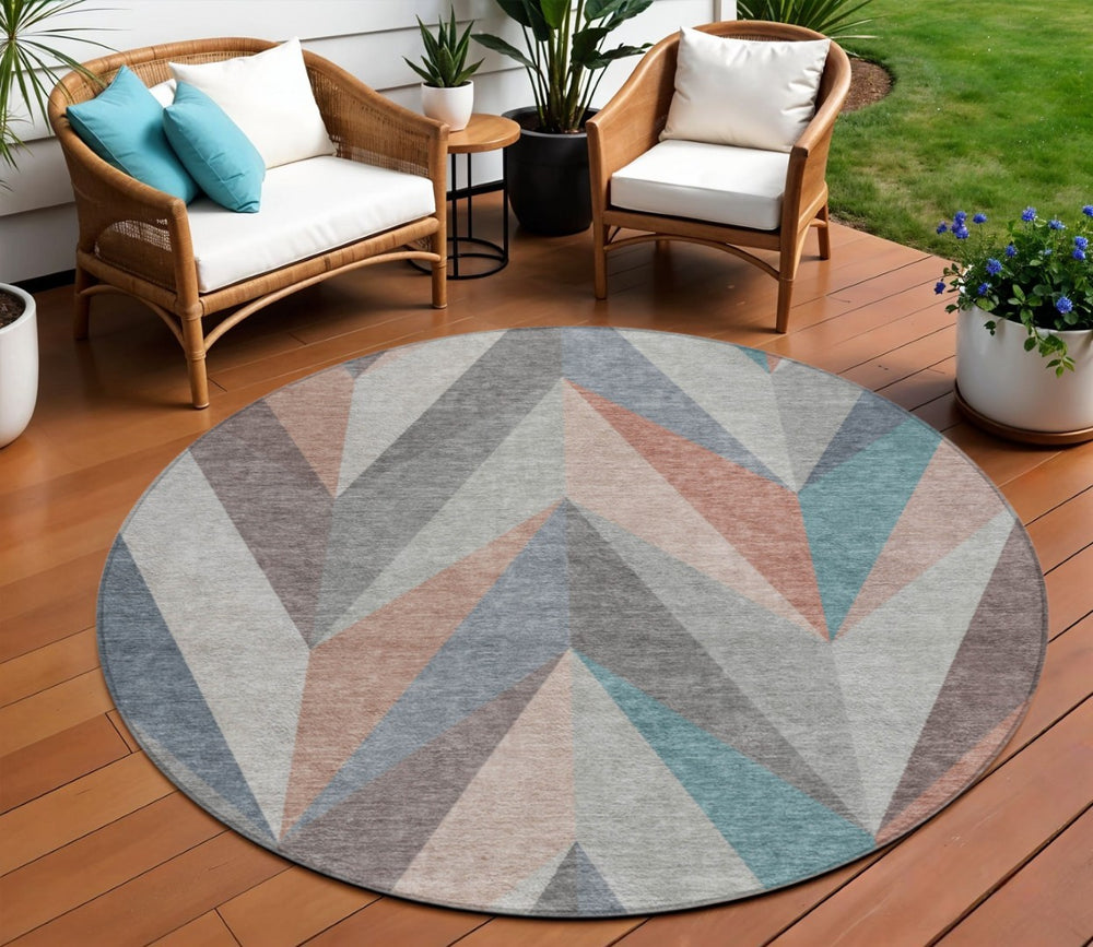 HomeRoots 8' Round Geometric Area Rug in Copper, Ivory & Taupe - Washable, Durable for Indoor & Outdoor Use 641196