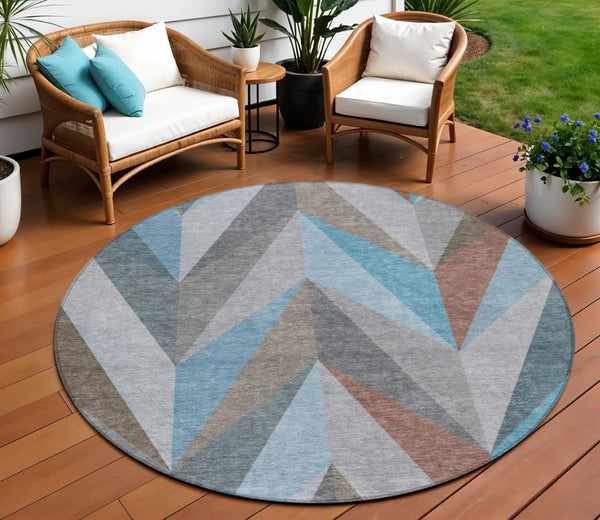 HomeRoots 8' Teal Blue Round Geometric Area Rug - Stylish, Washable, Durable for Indoor & Outdoor Use 641214