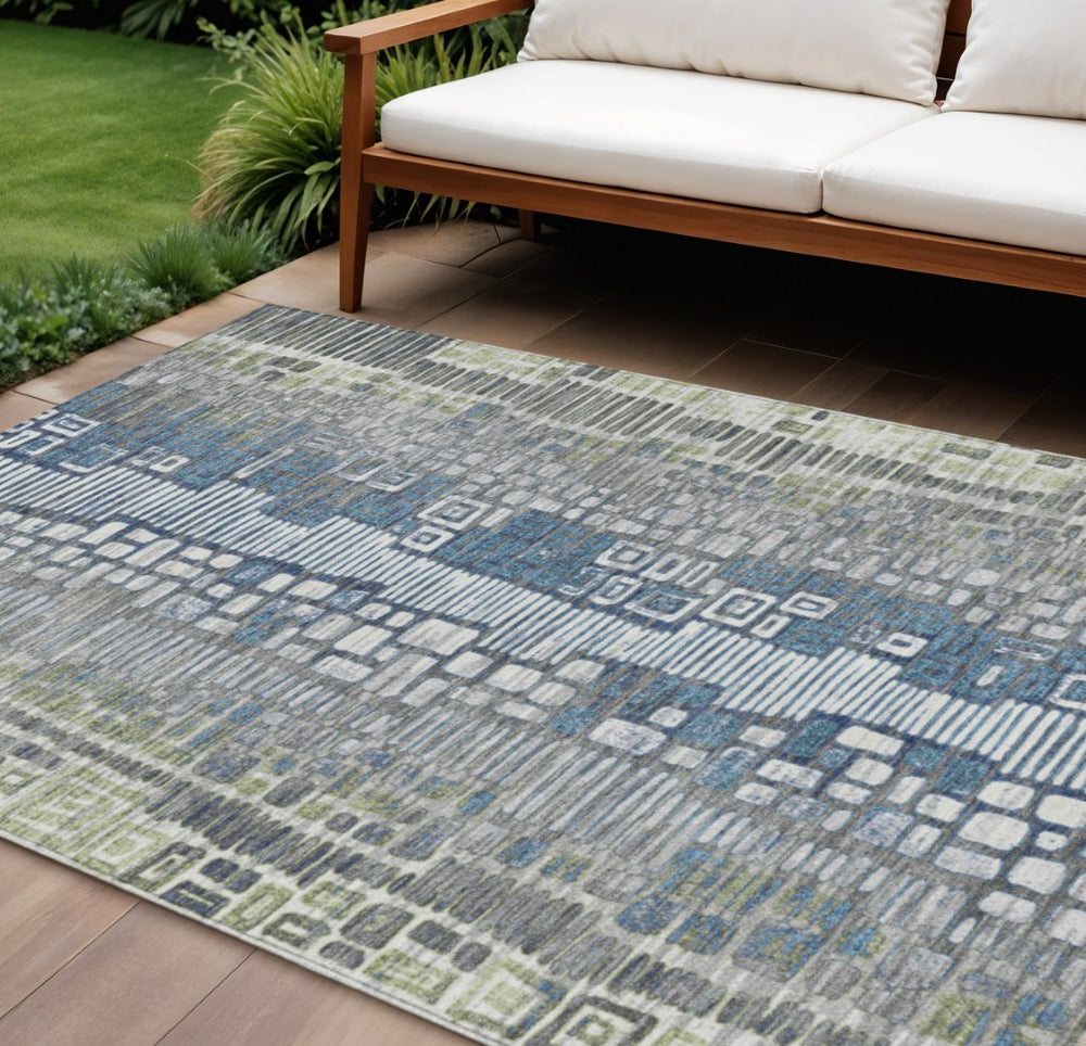 HomeRoots 8' X 10' Artichoke Green Geometric Washable Indoor-Outdoor Area Rug – Durable, Stylish & Easy-Care! 641305