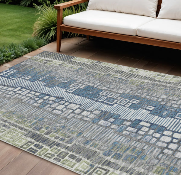 HomeRoots 8' X 10' Artichoke Green Geometric Washable Indoor-Outdoor Area Rug – Durable, Stylish & Easy-Care! 641305