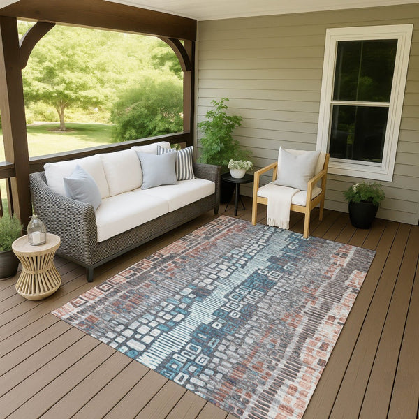 HomeRoots 5' Geometric Washable Indoor-Outdoor Area Rug in Copper, Ivory & Blue - Durable & Stylish Décor! 641309