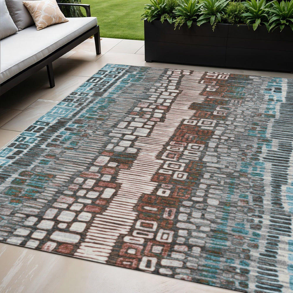 HomeRoots 5' Teal Blue, Ivory & Brown Geometric Area Rug – Washable Indoor/Outdoor Rug for High-Traffic Spaces 641333
