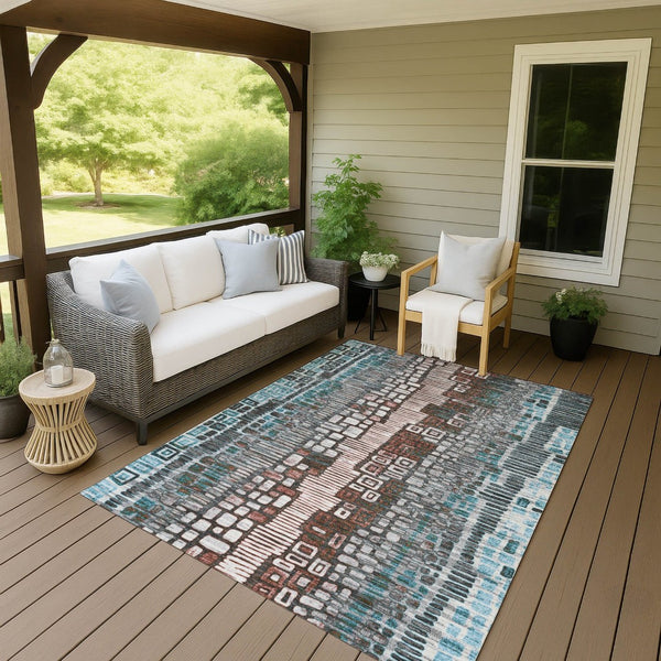 HomeRoots 10' Stylish Teal Blue Geometric Area Rug – Washable, Durable Indoor/Outdoor Design for Modern Spaces 641337