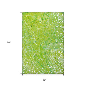 HomeRoots 5' Shamrock Green & Ivory Abstract Area Rug – Durable, Washable for Indoor/Outdoor Spaces, Stylish Design! 642825