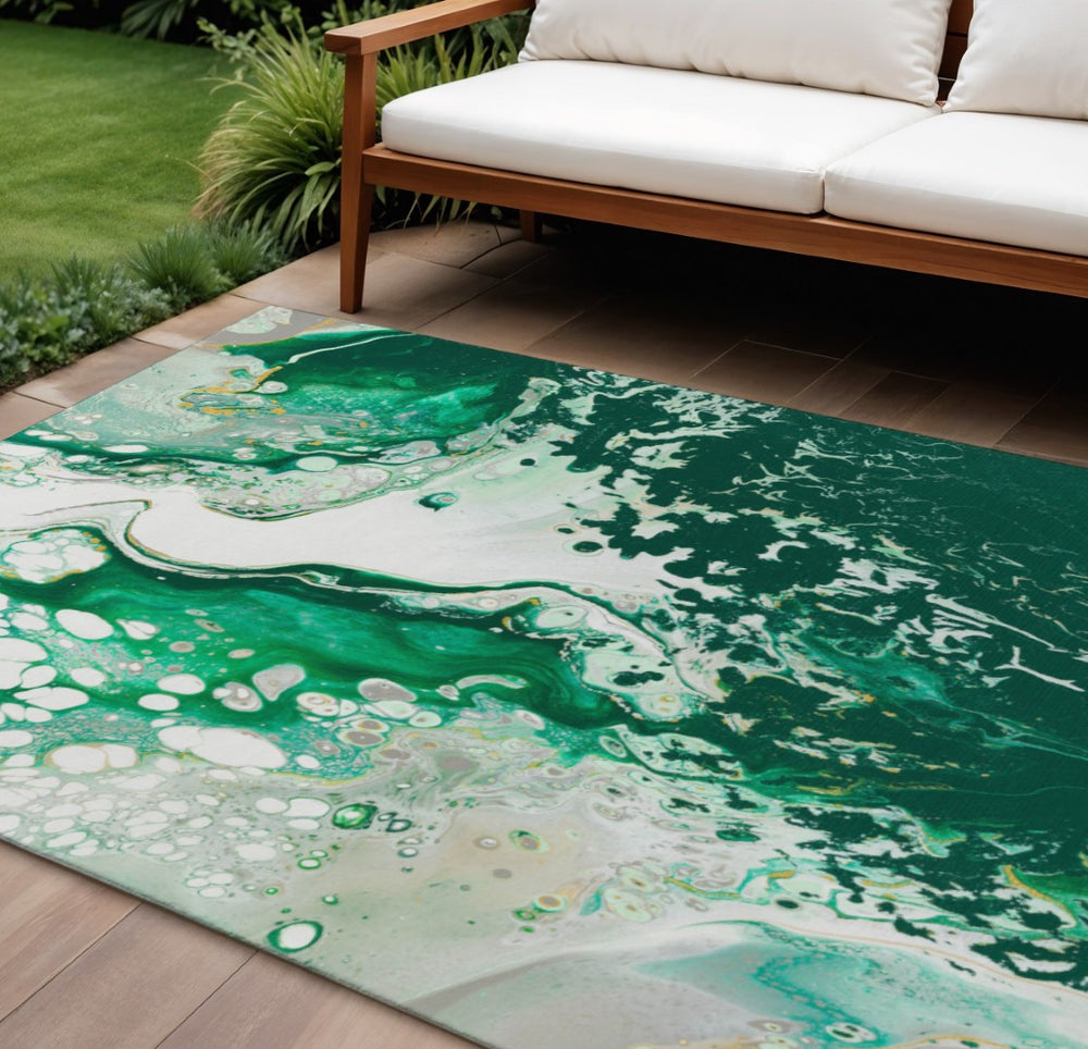 HomeRoots 10' X 14' Green And Ivory Abstract Area Rug - Durable, Washable Design for Indoor & Outdoor Spaces! 643504