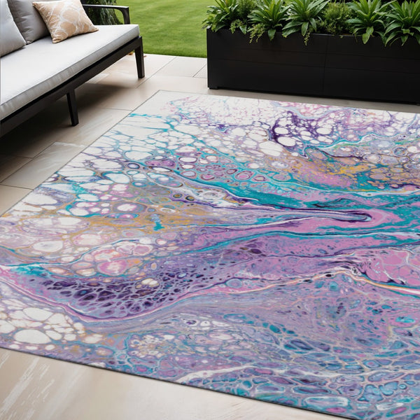 HomeRoots 5' Modern Periwinkle Purple & Ivory Abstract Area Rug - Washable, Durable for Indoor/Outdoor Use 643554