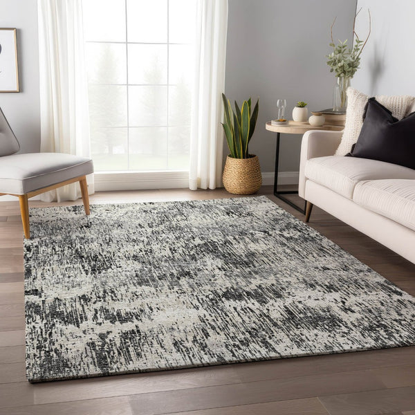 HomeRoots 5' Modern Abstract Washable Area Rug in Gray, Brown & Ivory - Indoor/Outdoor Durable Design 643584
