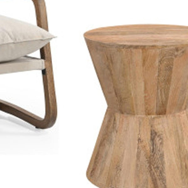 Set of Three Solid Wood Round Nesting Tables Stylish Living Room Accent Furniture Trio