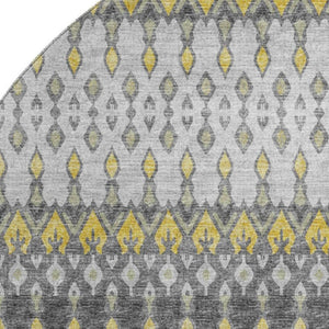 HomeRoots 8' Gray and Gold Tribal Round Rug - Stylish, Washable, UV Protected for Busy Homes & Family Spaces 643812