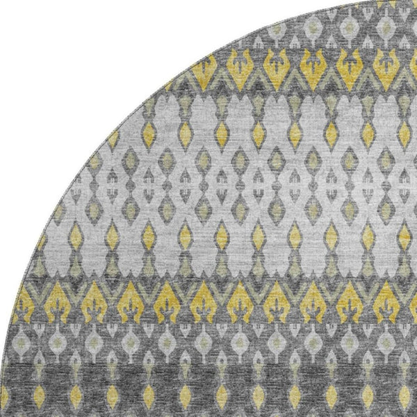 HomeRoots 8' Gray and Gold Tribal Round Rug - Stylish, Washable, UV Protected for Busy Homes & Family Spaces 643812