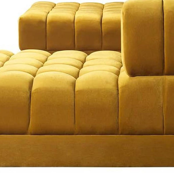 HomeRoots Mustard Velvet U-Shaped Sectional Sofa with Toss Pillows - Luxurious Comfort & Stylish Design! 643885