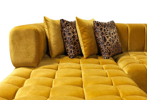 HomeRoots Mustard Velvet U-Shaped Sectional Sofa with Toss Pillows - Luxurious Comfort & Stylish Design! 643885