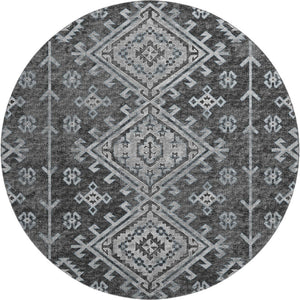 HomeRoots 8' Stylish Graphite & Charcoal Geometric Round Rug - Washable, UV-Protected for Busy Homes 643996