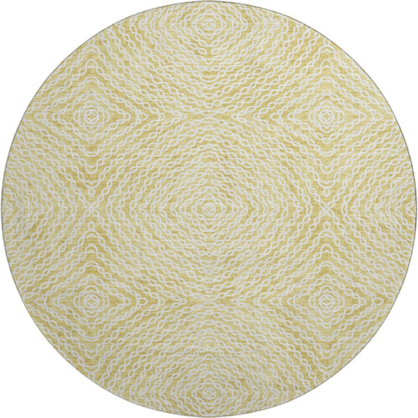 HomeRoots 8' Gold And Ivory Geometric Round Rug - Washable, Stain-Resistant, UV Protected for Modern Spaces 644014