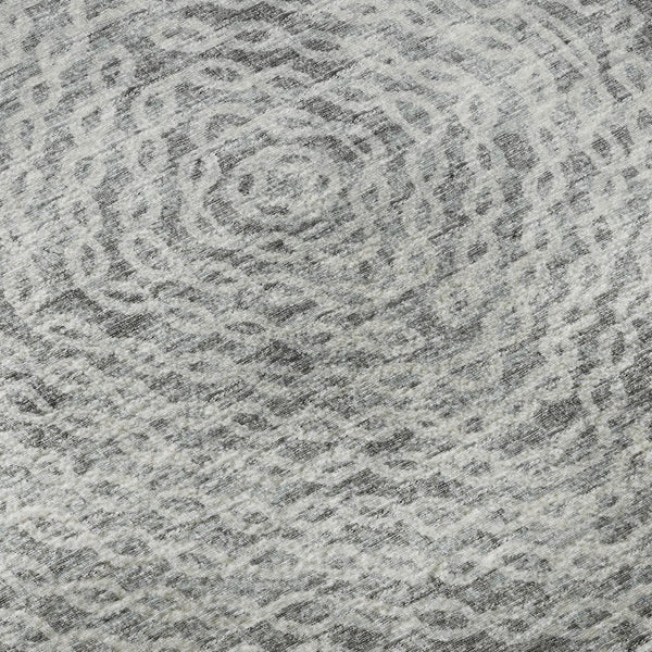 HomeRoots 8' Ash Gray & Charcoal Geometric Round Rug - Stylish, Washable, UV-Protected for All Spaces! 644020
