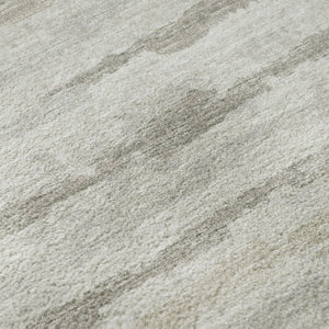 HomeRoots 8' Khaki and Ivory Striped Round Rug - Washable, UV Protected, Stain Resistant for Families & Pets 644032