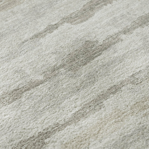 HomeRoots 8' Khaki and Ivory Striped Round Rug - Washable, UV Protected, Stain Resistant for Families & Pets 644032