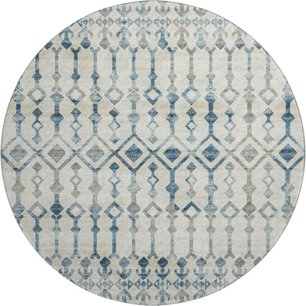 HomeRoots 8' Ivory and Blue Tribal Round Rug - Washable, UV Protected, Durable, Ideal for Busy Homes & Spaces 644141