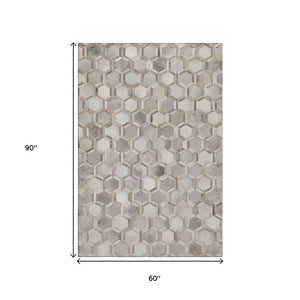HomeRoots 5' Stylish Gray Ivory Beige Geometric Area Rug - Washable, UV Protected, Stain Resistant, Plush Comfort 644630