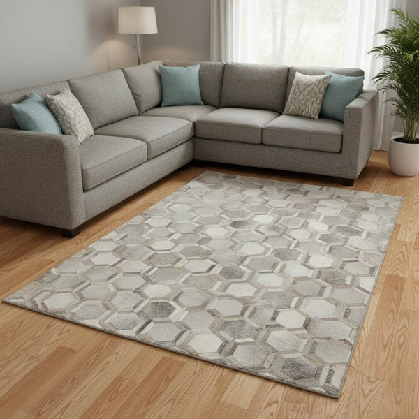HomeRoots 8' X 10' Modern Geometric Washable Area Rug in Gray, Ivory & Beige - UV Protected, Stain Resistant 644632