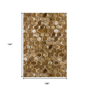 HomeRoots 9' X 12' Stylish Geometric Washable Area Rug with UV Protection – Perfect for Busy Homes & Decor! 644639