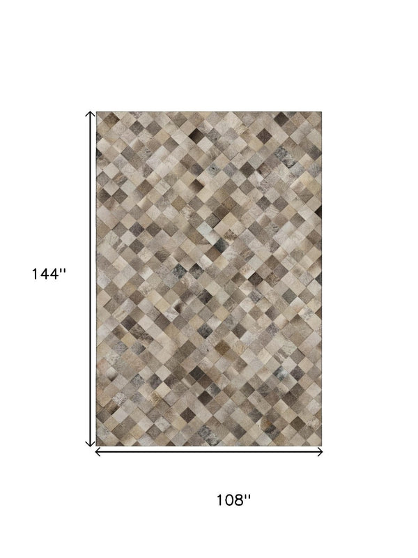 HomeRoots 9' X 12' Gray Ivory Beige Geometric Washable Area Rug with UV Protection for High-Traffic Spaces 644651