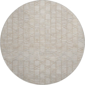 HomeRoots 8' Ivory and Beige Geometric Round Rug – Washable, UV-Protected, Perfect for High-Traffic Areas! 644661