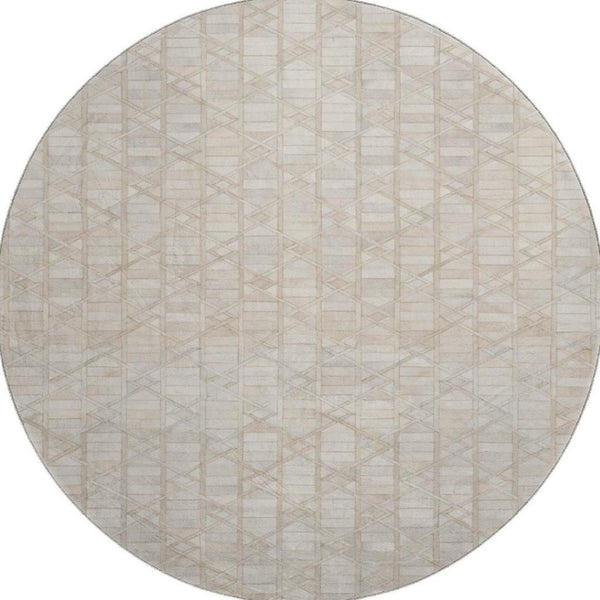 HomeRoots 8' Ivory and Beige Geometric Round Rug – Washable, UV-Protected, Perfect for High-Traffic Areas! 644661