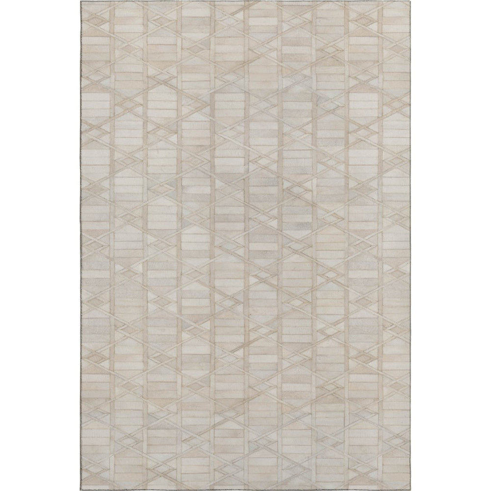 HomeRoots 9' X 12' Ivory and Beige Geometric Washable Area Rug - Durable, UV-Protected, Pet-Friendly Design! 644663