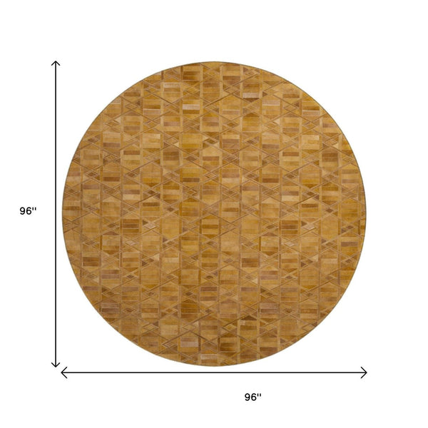 HomeRoots 8' Brown Beige Gold Geometric Round Rug - Washable, UV Protected, Stain-Resistant for Modern Homes 644673