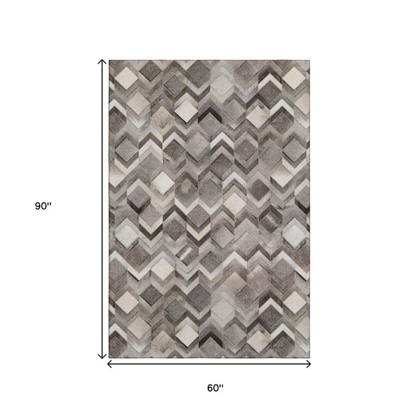 HomeRoots 5' X 8' Geometric Gray Ivory Black Area Rug - Washable, UV Protected, Stain-Resistant, Durable Design 644684