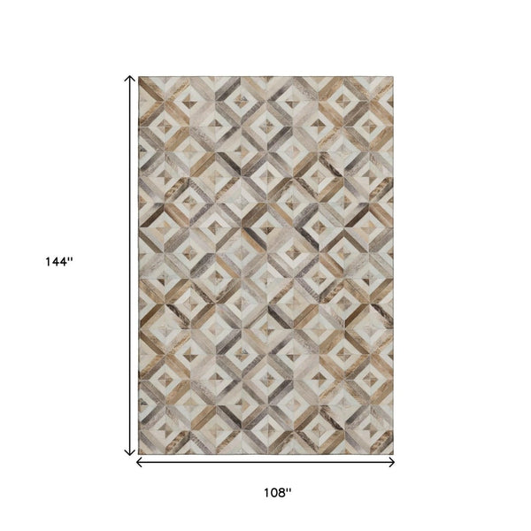 HomeRoots 9' X 12' Modern Geometric Area Rug in Gray, Brown & Ivory - Washable, UV-Protected & Stain-Resistant! 644705