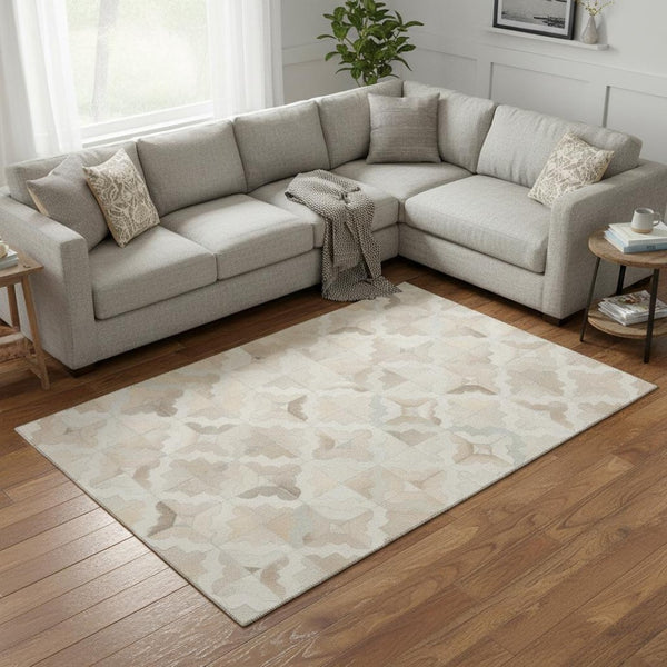HomeRoots 8' X 10' Geometric Ivory Beige & Gray Area Rug - Washable, Stain Resistant, UV Protected for Homes 644710