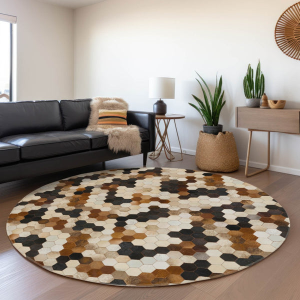 HomeRoots 8' Stylish Black, Brown & Ivory Geometric Round Rug - Washable, UV Protected, Stain Resistant! 644715