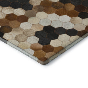 HomeRoots 8' Stylish Black, Brown & Ivory Geometric Round Rug - Washable, UV Protected, Stain Resistant! 644715
