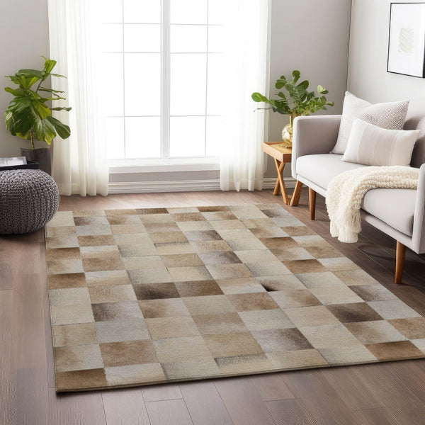 HomeRoots 8' X 10' Taupe Ivory Beige Patchwork Area Rug - Washable, UV Protected, Stain Resistant & Durable 644722