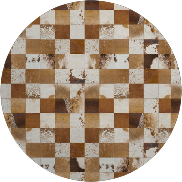 HomeRoots 8' Brown and Ivory Patchwork Round Rug - Washable, UV-Protected, Durable, Ideal for Busy Homes 644727