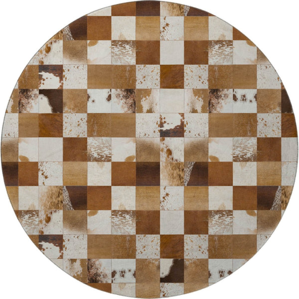 HomeRoots 8' Brown and Ivory Patchwork Round Rug - Washable, UV-Protected, Durable, Ideal for Busy Homes 644727